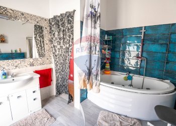 Bagno - Casa indipendente Via Massimo D'Azeglio
 
122, Grammichele - foto 20