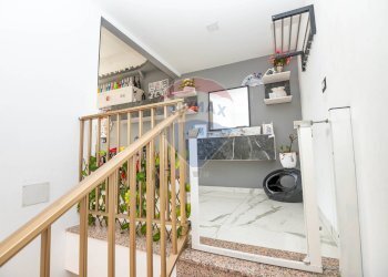 Scale - Casa indipendente Via Massimo D'Azeglio
 
122, Grammichele - foto 23