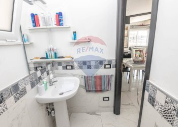 Bagno - Casa indipendente Via Massimo D'Azeglio
 
122, Grammichele - foto 29