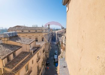 Edificio all\'aperto - Appartamento Scala SS. Maria del Monte
 
7, Caltagirone - foto 13