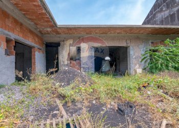 Casa all\'aperto - Villa VIA LIBERTA'
 
145, Zafferana Etnea - foto 2