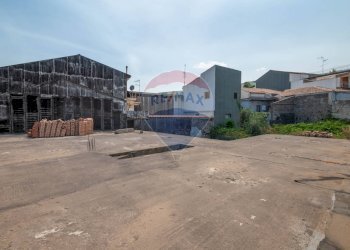 Edificio all\'aperto - Villa VIA LIBERTA'
 
145, Zafferana Etnea - foto 24