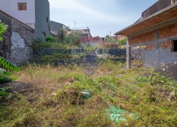 Giardino - Villa VIA LIBERTA'
 
145, Zafferana Etnea - foto 31