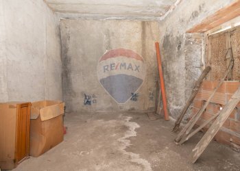 Stanza vuota - Villa VIA LIBERTA'
 
145, Zafferana Etnea - foto 39