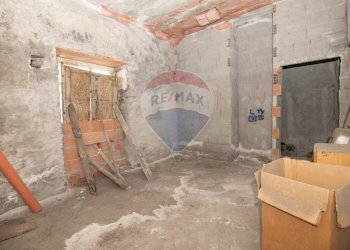 Stanza vuota - Villa VIA LIBERTA'
 
145, Zafferana Etnea - foto 40