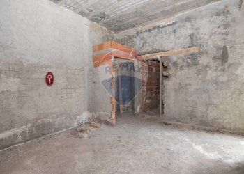 Stanza vuota - Villa VIA LIBERTA'
 
145, Zafferana Etnea - foto 42