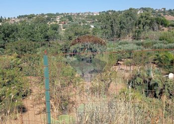 Vista delle montagne - Terreno agricolo VIA VENAZIO MARVUGLIA
 
SN, Caltagirone - foto 11
