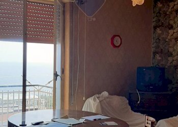 Sala da pranzo - Appartamento via Scaccianoce
 
19, Acireale - foto 13