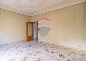 Stanza vuota - Quadrilocale Via Kennedy
 
40, Mascalucia - foto 9