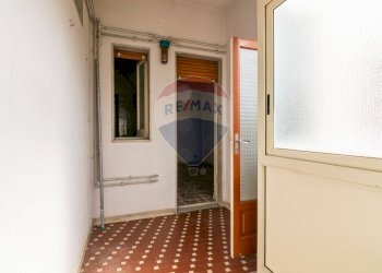 Hall / corridoio - Quadrilocale Via Kennedy
 
40, Mascalucia - foto 21