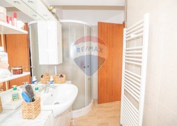 Bagno - Quadrilocale Via Alfredo Catalani
 
1, Caltagirone - foto 12