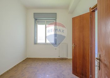 Stanza vuota - Stabile - Palazzo via della regione
178, San Giovanni la Punta - foto 16