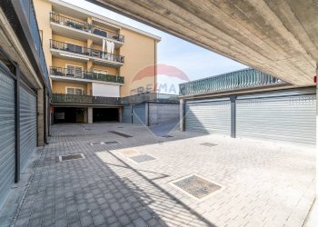 Terrazza - Quadrilocale Via Monsignor Salvatore Messina Foti
 
9, Acireale - foto 24