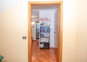 Hall / corridoio - Ufficio via Escuriales
 
69, Caltagirone - foto 12