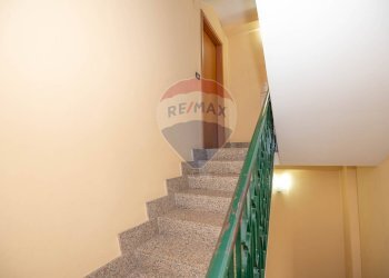 Scale - Ufficio via Escuriales
 
69, Caltagirone - foto 15