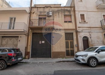Edificio all\'aperto - Ufficio via Escuriales
 
69, Caltagirone - foto 19