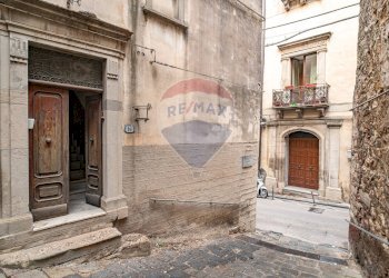 Edificio all\'aperto - Independent house Via Monte di Pietà
 
11, Nicosia - photo 36