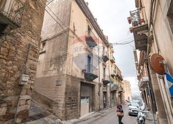 Edificio all\'aperto - Independent house Via Monte di Pietà
 
11, Nicosia - photo 37