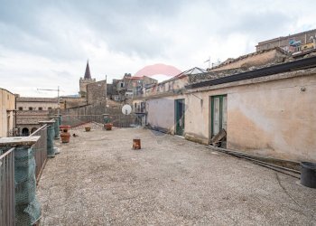 Edificio all\'aperto - Independent house Via Monte di Pietà
 
11, Nicosia - photo 43