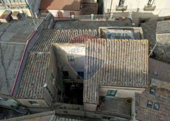 Edificio all\'aperto - Independent house Via Monte di Pietà
 
11, Nicosia - photo 87