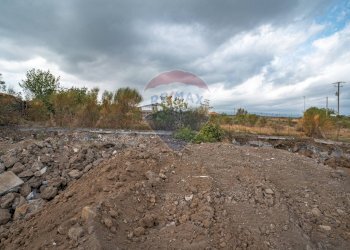 Vista delle montagne - Terreno agricolo Via Delle Sciare
 
170, San Giovanni la Punta - foto 11