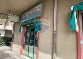 Edificio all\'aperto - Attività Commerciale Viale Librino
 
6, Catania - foto 3