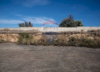 Vista delle montagne - Terreno edificabile via Maestrale contrada  Campolato Basso, Augusta - foto 16