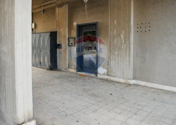 Edificio all\'aperto - Box VIALE NITTA
 
7 L, Catania - foto 12