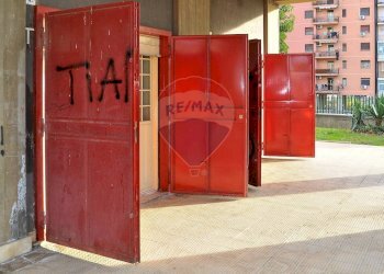 Edificio all\'aperto - Box VIALE NITTA
 
7 L, Catania - foto 15