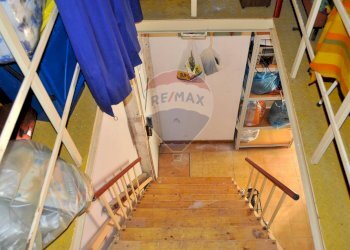 Scale - Box VIALE NITTA
 
7 L, Catania - foto 26