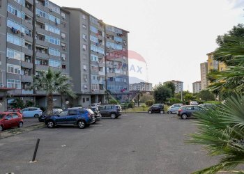 Edificio all\'aperto - Box VIALE NITTA
 
7 L, Catania - foto 33