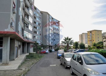 Edificio all\'aperto - Box VIALE NITTA
 
7 L, Catania - foto 34