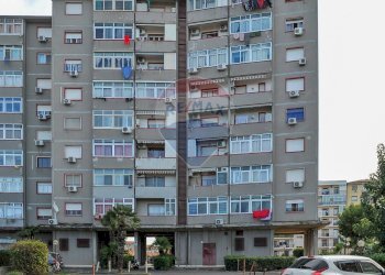 Edificio all\'aperto - Box VIALE NITTA
 
7 L, Catania - foto 39