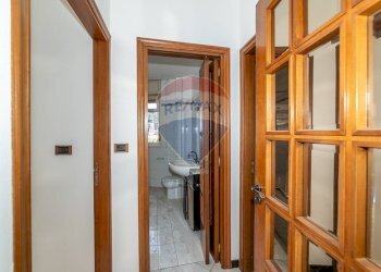 Hall / corridoio - Trilocale Via Giovanni Verga
 
9, Aci Catena - foto 17