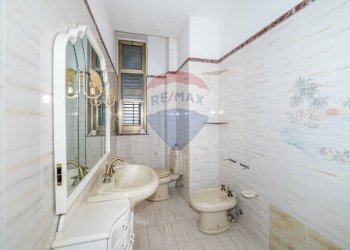 Bagno - Appartamento Via Guglielmo Marconi
 
4, Aci Catena - foto 6