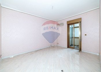 Stanza vuota - Appartamento Via Guglielmo Marconi
 
4, Aci Catena - foto 8