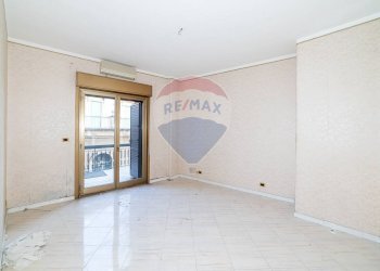 Stanza vuota - Appartamento Via Guglielmo Marconi
 
4, Aci Catena - foto 10