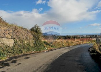 Edificio all\'aperto - Terreno agricolo Contrada Cavì
 
SNC, Fiumefreddo di Sicilia - foto 3