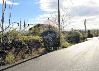 Edificio all\'aperto - Terreno agricolo Contrada Cavì
 
SNC, Fiumefreddo di Sicilia - foto 9