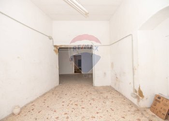 Stanza vuota - Laboratorio via stella
 
51, Caltagirone - foto 6