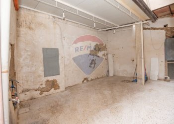 Stanza vuota - Laboratorio via stella
 
51, Caltagirone - foto 26