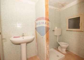 Bagno - Laboratorio via stella
 
51, Caltagirone - foto 19