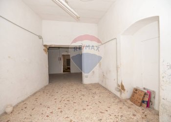 Stanza vuota - Laboratorio via stella
 
51, Caltagirone - foto 23