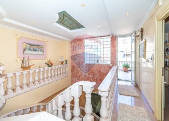 Camera / camera da letto - Villa Via Galileo Galilei
 
19, Adrano - foto 15