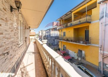 Balcone - Villa Via Galileo Galilei
 
19, Adrano - foto 22