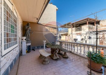 Terrazza - Villa Via Galileo Galilei
 
19, Adrano - foto 25