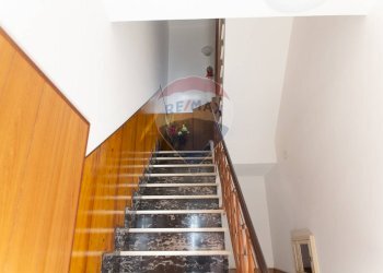 Scale - Quadrilocale Via Cirene
 
17, Lentini - foto 19
