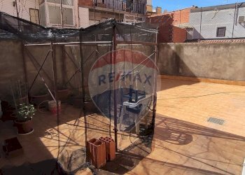 Terrazza - Locale Commerciale Via francesco Baracca
 
5-7, Paterno - foto 12