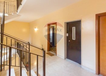 Ricezione / Lobby - Quadrilocale Via Sebastiano Catania
 
316, Catania - foto 25