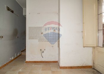 Stanza vuota - Casa semi indipendente Via Garibaldi
 
361, Zafferana Etnea - foto 9
